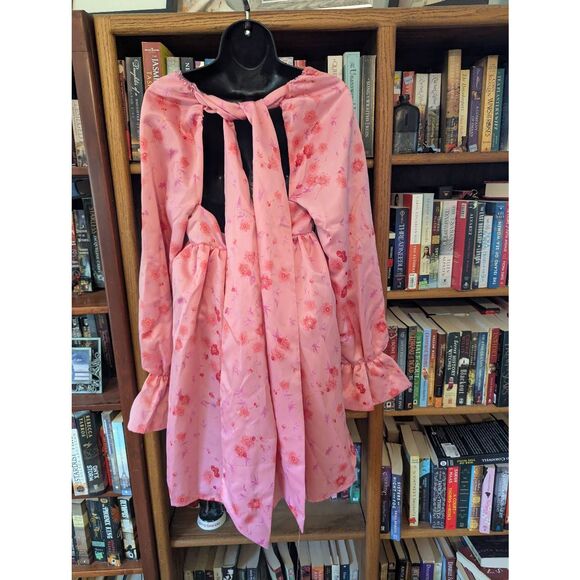 Revolve X House of Blythe Women's Size XS Watercolor Pink Fleura Mini Dress - Picture 3 of 6